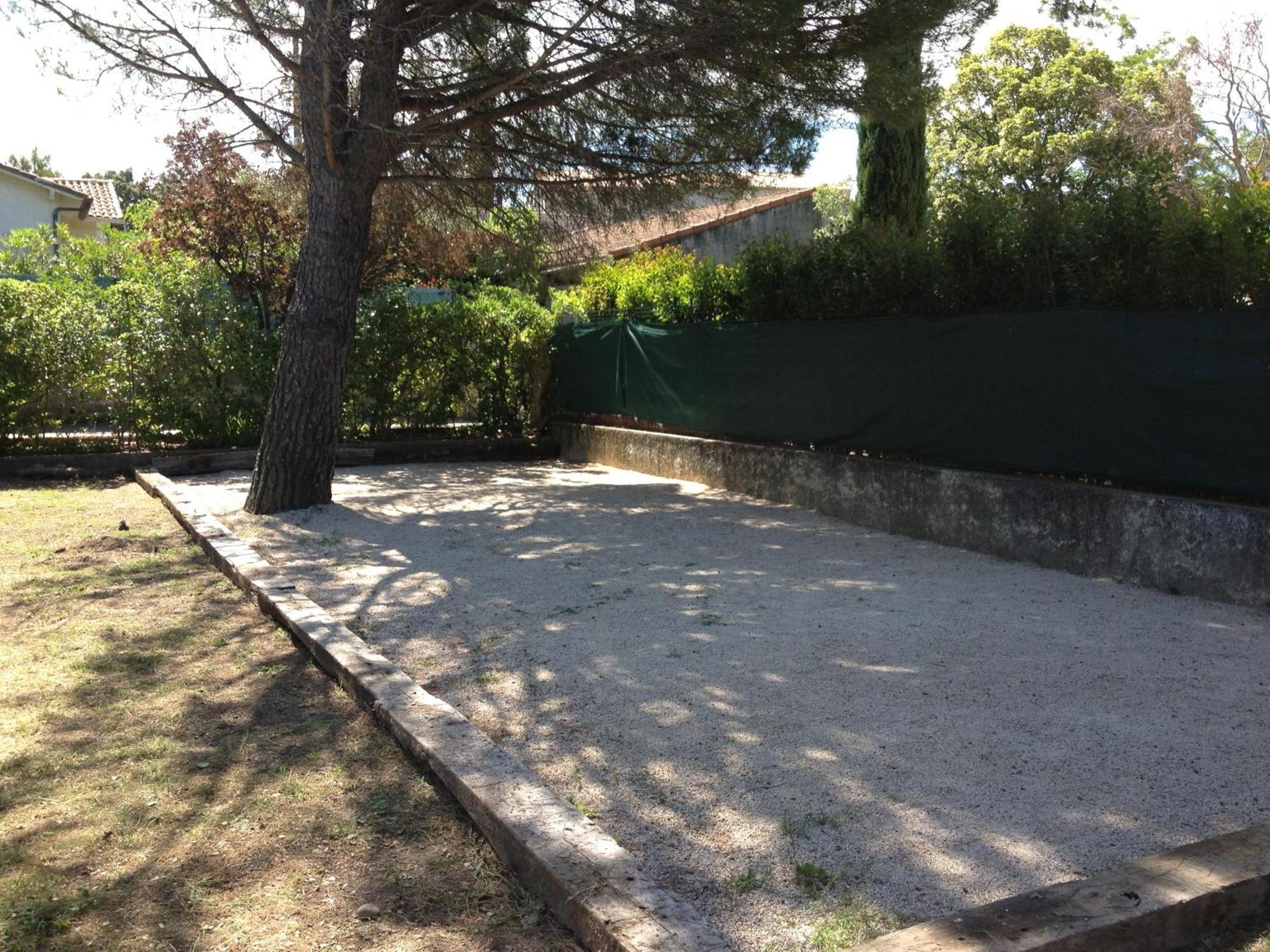 Le Petit Manoir Logis Hotel Les Angles  Exterior foto